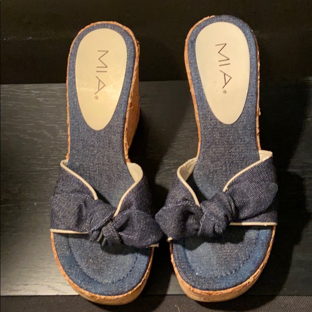 MIA sandals